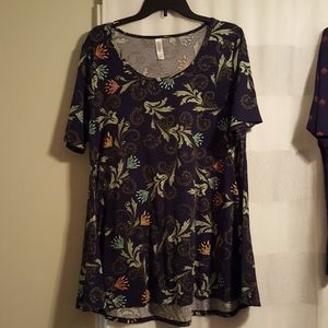Lularoe shirt
